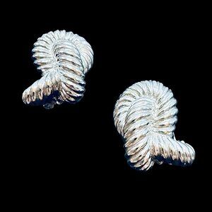 Joan Rivers Vintage Silver Tone Clip on Earrings Twisted Knot